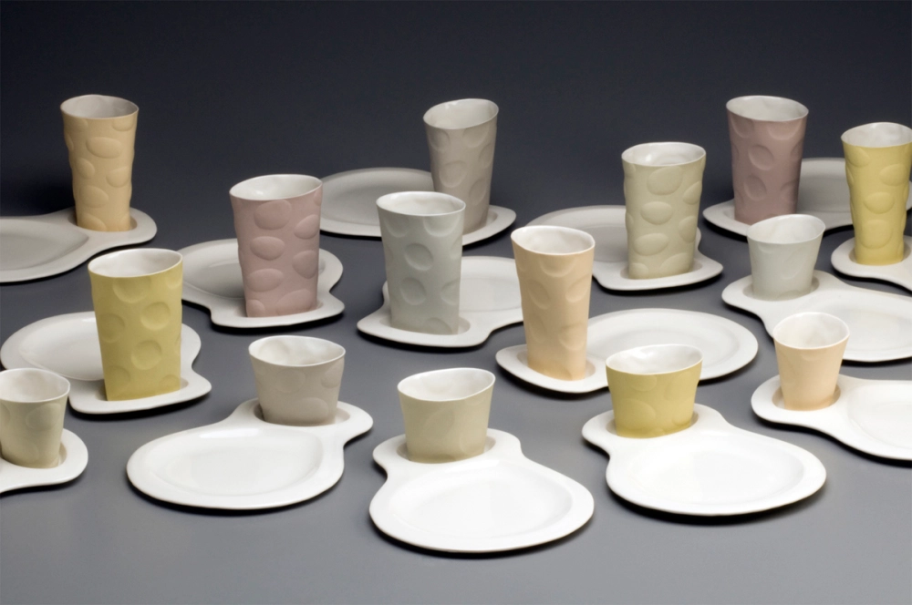 Pastel party sets by ceramics artist Hiroe Hanazono